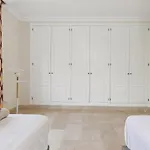 Διαμέρισμα Stunning 2-bedroom With Panoramic Views *