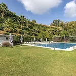 Stunning 2-bedroom With Panoramic Views *