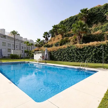 Stunning 2-bedroom With Panoramic Views Marbella